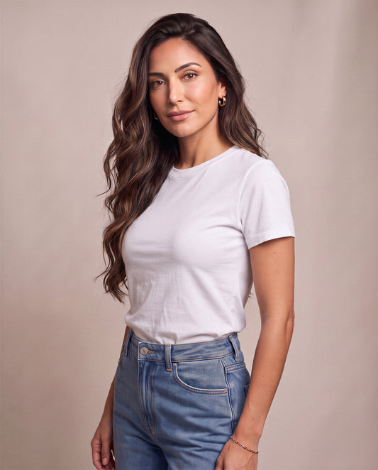 [axio-cor:branco] Camiseta Básica Essencial Feminina AXIO branca - vista frontal